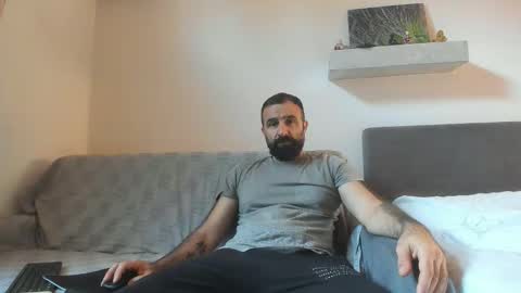 loveivat80 online show from November 2, 6:49 am