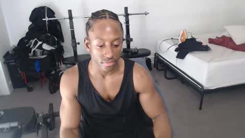 Snapshot of loveleexd21 chatting on January 20, 6:53 pm loveleexd21 online show from January 20, 6:53 pm