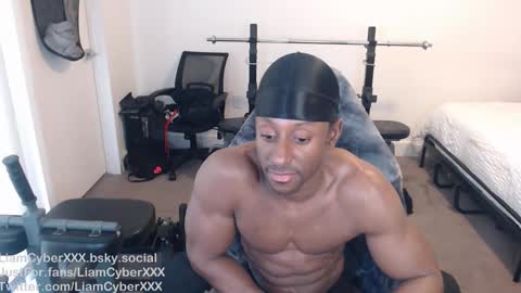 Snapshot of loveleexd21 chatting on February 9, 12:06 am loveleexd21 online show from February 9, 12:06 am