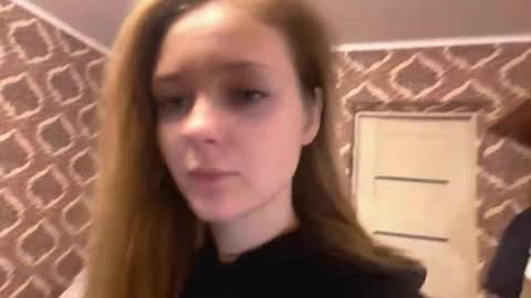 Ella online show from November 8, 6:13 am