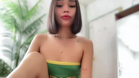Snapshot of lovely_cittie18 chatting on June 13, 4:54 am lovely_cittie18 online show from June 13, 4:54 am