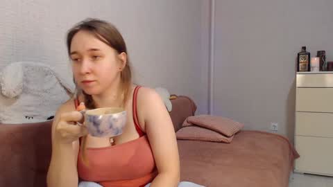 Snapshot of lovely_hayley chatting on January 5, 10:40 pm Lovely Hayley online show from January 5, 10:40 pm