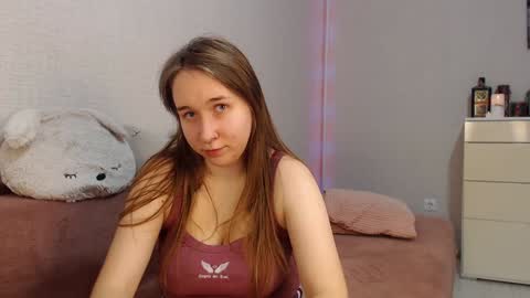 Snapshot of lovely_hayley chatting on January 8, 10:27 pm Lovely Hayley online show from January 8, 10:27 pm