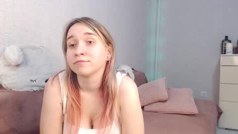 Snapshot of lovely_hayley chatting on November 7, 9:26 pm Lovely Hayley online show from November 7, 9:26 pm