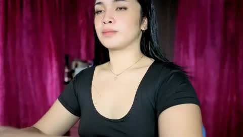 Snapshot of lovely_kurtny04 chatting on May 24, 8:41 am LOVE online show from May 24, 8:41 am