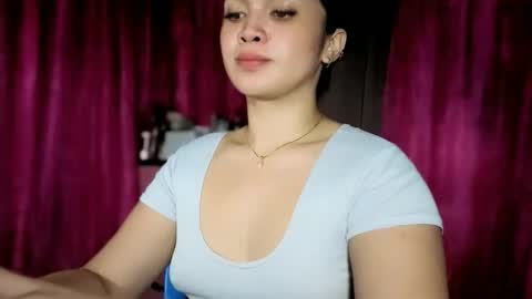 Snapshot of lovely_kurtny04 chatting on May 25, 11:33 pm LOVE online show from May 25, 11:33 pm