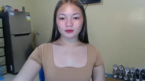 Lovely Laura online show from January 23, 1:24 pm