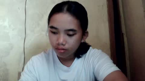 Snapshot of lovely_marie572336 chatting on July 6, 6:21 am lovely_marie572336 online show from July 6, 6:21 am