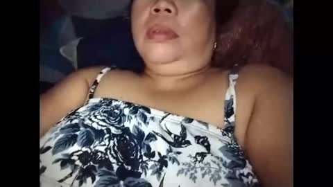 Snapshot of lovely_orchid chatting on February 15, 7:54 pm lovely_orchid online show from February 15, 7:54 pm