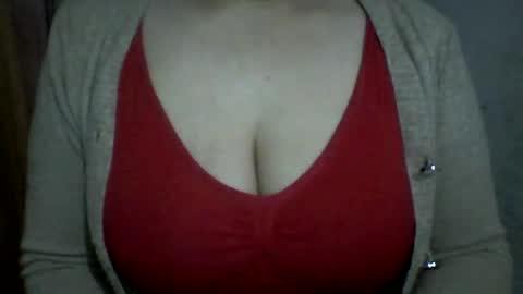 Snapshot of lovely_sweet_girl chatting on February 1, 11:27 pm katrina follow me guys online show from February 1, 11:27 pm