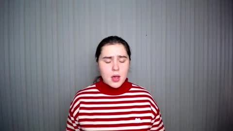 lovelyangel_xx online show from December 2, 3:47 pm