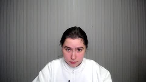 lovelyangel_xx online show from December 5, 12:00 pm