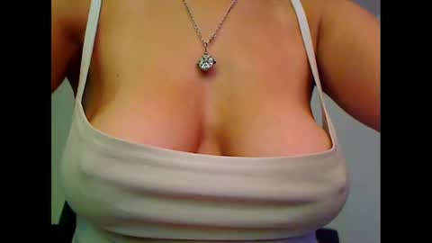 LovelyAnnaSQ online show from November 17, 11:49 am