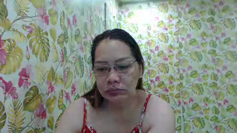 Snapshot of lovelyasiancutie chatting on October 19, 8:53 pm lovelyasiancutie online show from October 19, 8:53 pm