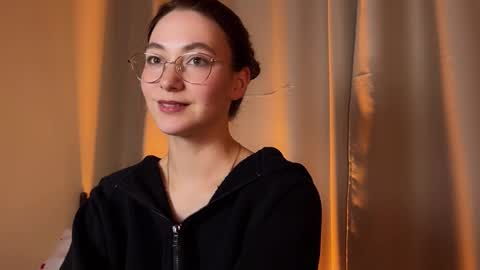 Snapshot of lovelycoupleforyou chatting on November 18, 7:18 pm Solfiro online show from November 18, 7:18 pm