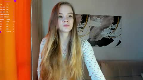 lovelygracee online show from October 21, 1:01 pm
