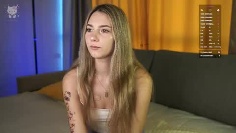 lovelygracee online show from June 3, 2:44 pm