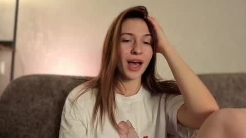 Snapshot of lovelykatea chatting on November 20, 2:06 pm Kate only online show from November 20, 2:06 pm