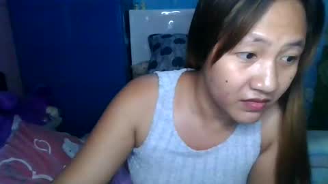 Snapshot of lovelyladylynxxx chatting on February 9, 8:54 am LocwlyLSYlYNXXX online show from February 9, 8:54 am