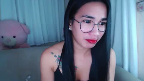 Snapshot of lovelymae18 chatting on December 1, 7:36 pm lovelymae18 online show from December 1, 7:36 pm