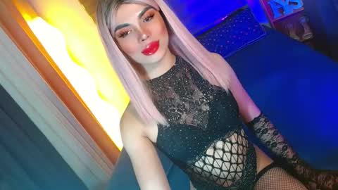 lovelymiss_shyna11 online show from March 12, 8:53 am