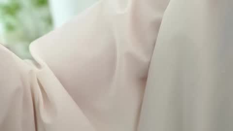 kim online show from March 5, 10:44 am