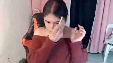 lovely online show from February 15, 4:20 am