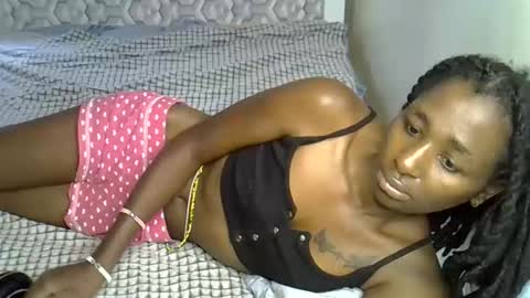 lovelytin online show from October 18, 11:33 am