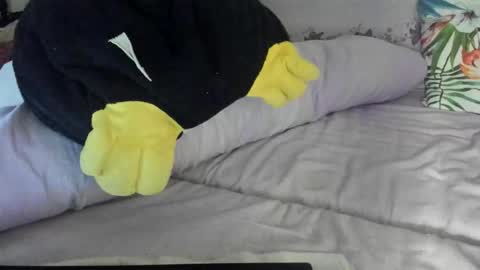 lovelywoman23 online show from November 17, 6:24 pm