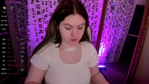 Julia  online show from March 21, 5:56 am