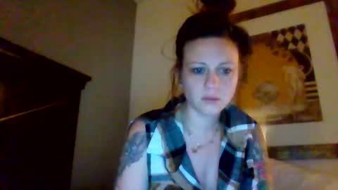 lovemenot262689 online show from May 23, 10:03 pm