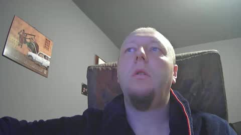 lover582553 online show from March 4, 4:49 am
