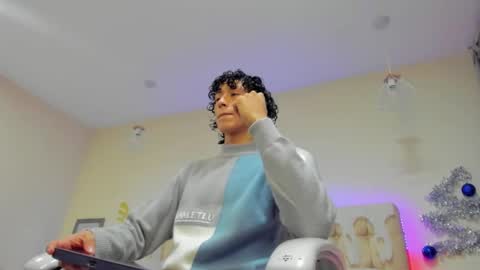 loverboy8_ online show from December 28, 4:41 am