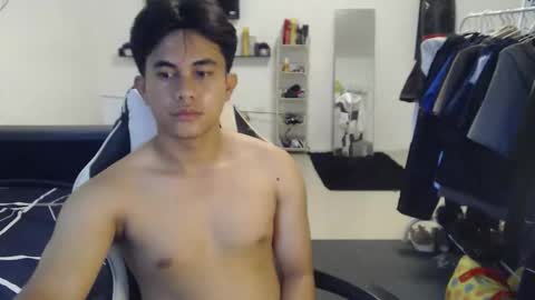 loverboyph04 online show from January 19, 2:26 am