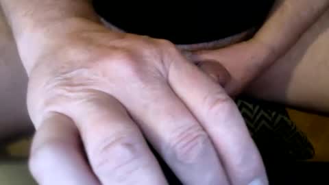 Snapshot of loverdoc chatting on December 24, 3:58 pm Lovers 3 online show from December 24, 3:58 pm