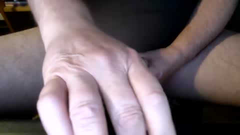 Snapshot of loverdoc chatting on December 31, 2:25 pm Lovers 3 online show from December 31, 2:25 pm