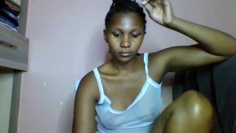 Snapshot of lovergal257 chatting on January 10, 1:02 pm lovergal257 online show from January 10, 1:02 pm