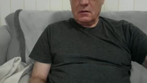 loveroflatinas1 online show from November 9, 1:37 am