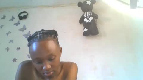 Snapshot of lovers_oncam chatting on April 11, 6:40 am RedJoy online show from April 11, 6:40 am