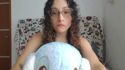 Snapshot of loverstwo0709 chatting on June 30, 5:25 pm Loverstwo online show from June 30, 5:25 pm