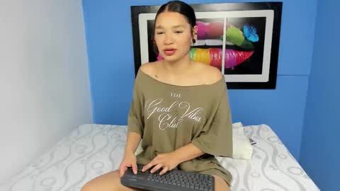 loversvalery online show from November 7, 12:16 pm