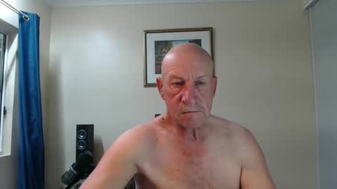 Lovesblackazz online show from December 28, 10:34 pm