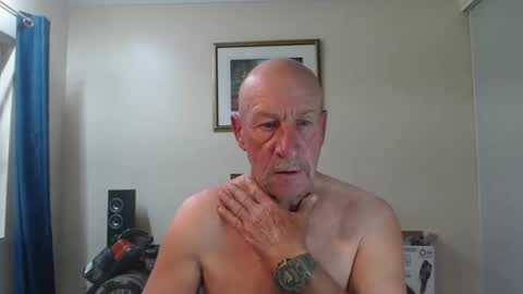 Lovesblackazz online show from January 5, 1:13 am