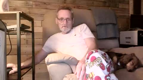 Snapshot of lovesex6565 chatting on March 31, 12:27 pm just here to have fun and cum online show from March 31, 12:27 pm