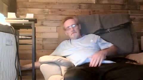 Snapshot of lovesex6565 chatting on April 19, 11:53 am just here to have fun and cum online show from April 19, 11:53 am