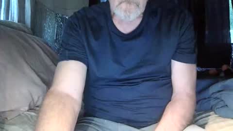 Snapshot of lovesex6565 chatting on April 26, 10:46 am just here to have fun and cum online show from April 26, 10:46 am