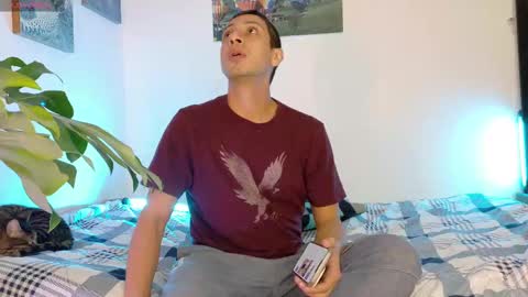 Snapshot of loveskingdom chatting on November 21, 11:47 pm LovesKingdom online show from November 21, 11:47 pm