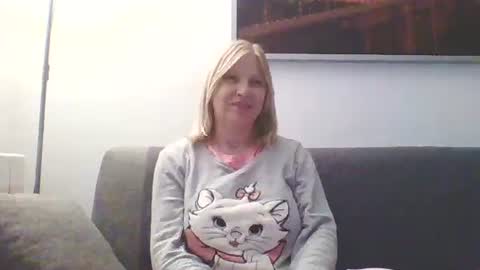 Snapshot of lovestar544963 chatting on December 26, 9:58 pm Marlyn online show from December 26, 9:58 pm