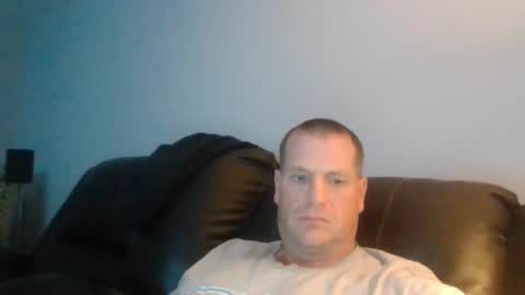 lovetocum37 online show from December 4, 7:33 pm