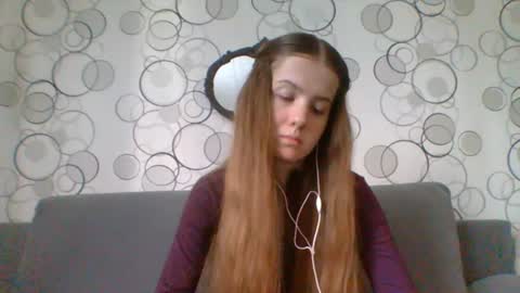 Snapshot of lovettaarras chatting on July 27, 6:09 am Katie online show from July 27, 6:09 am